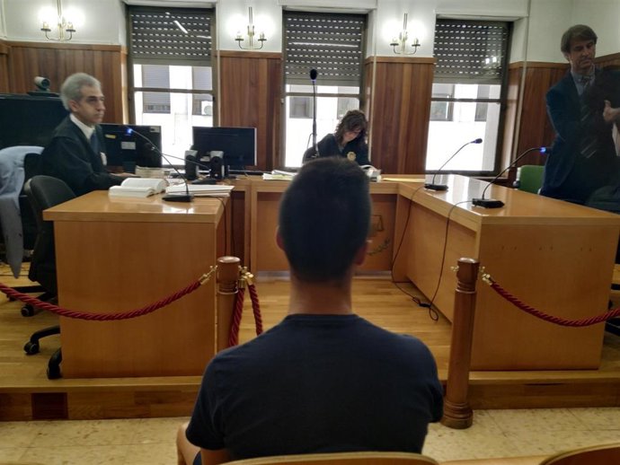 Acusado de matar a su perro a golpes