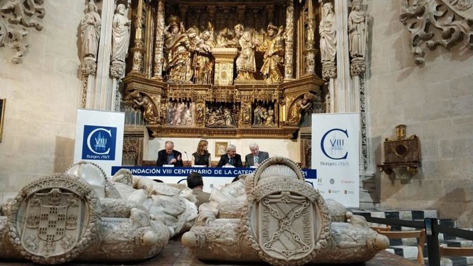 De izq a cha Pablo González, Mar Sancho, Ignacio García-Belenguer y Antonio Miguel Méndez Pozo.