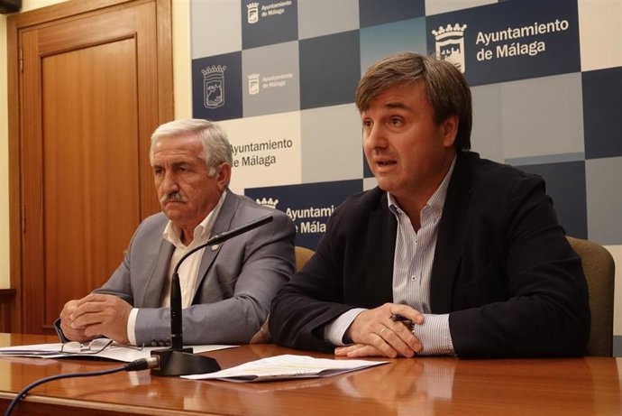 Los concejales delegados de Seguridad y Movilidad, Avelino de Barrionuevo y José del Río,