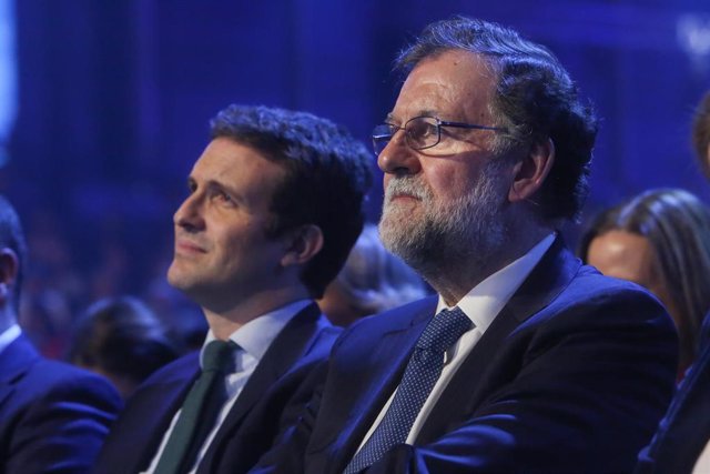 El presidente del PP Pablo Casado y el expresidente del Gobierno Mariano Rajoy en la Convención Nacional del PP "España en libertad".  