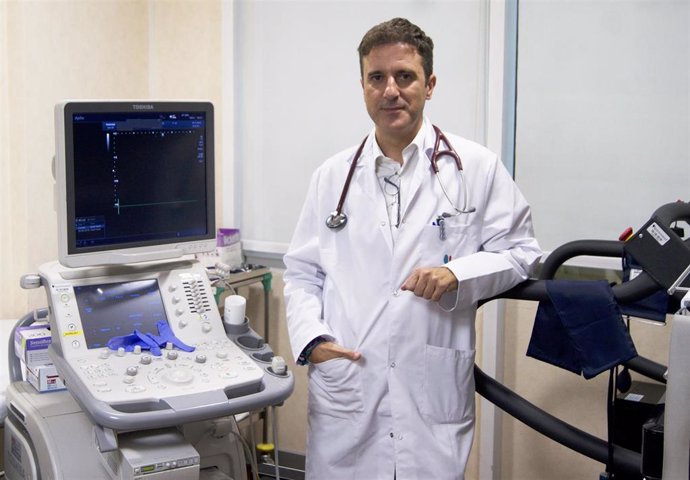 El responsable de la unidad de Cardiopatías Familiares del Hospital La Luz (Madrid), el doctor Marcos García Aguado.