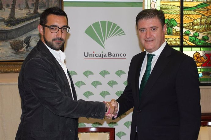 Unicaja Banco renueva su colaboración con la Asociación del Comercio e Industrias de Antequera (ACIA)