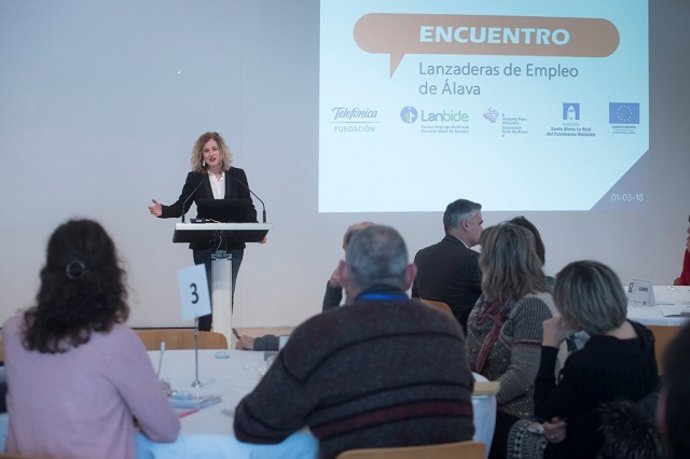 La Diputada De Fomento Del Empleo, Comercio Y Turismo, Cristina González