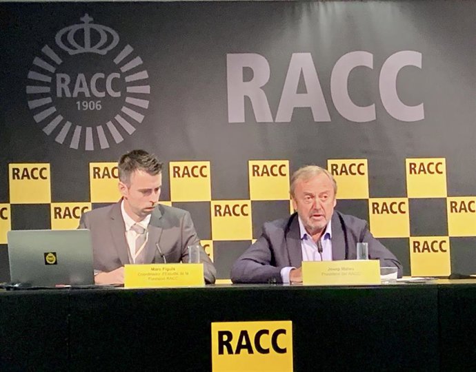 Presentación del segundo barómetro del ciclista urbano en Barcelona.