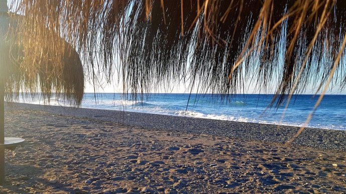 Playa Poniente, en una imagen de archivo.