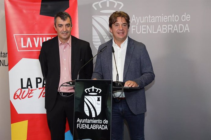 El alcalde de Fuenlabrada, Javier Ayala, en la presentación de la Vuelta Ciclista a España.