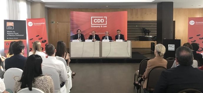 José Antonio Fernández Pérez Campoamor, Enrique Señaris González, Miguel De La Fuente Rodríguez Y Jesús Sanmartín Mariñas.