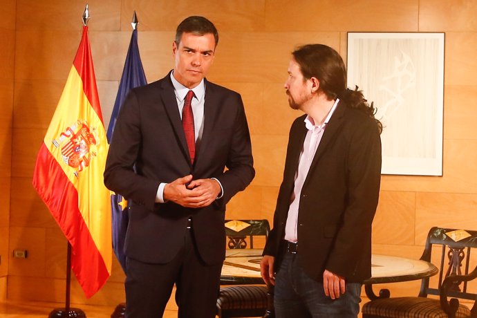Pedro Sánchez se reúne con Pablo Iglesias de cara a la sesión de investidura