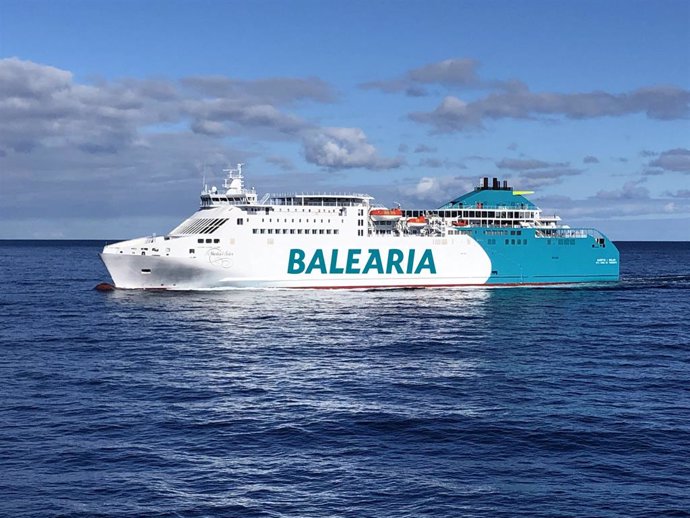 Foto de archivo de un buque de la naviera Baleria.