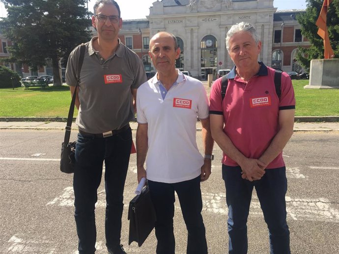 Goyo Díez (i), Manuel Taguas y Julián Estéfano, hoy en Valladolid.