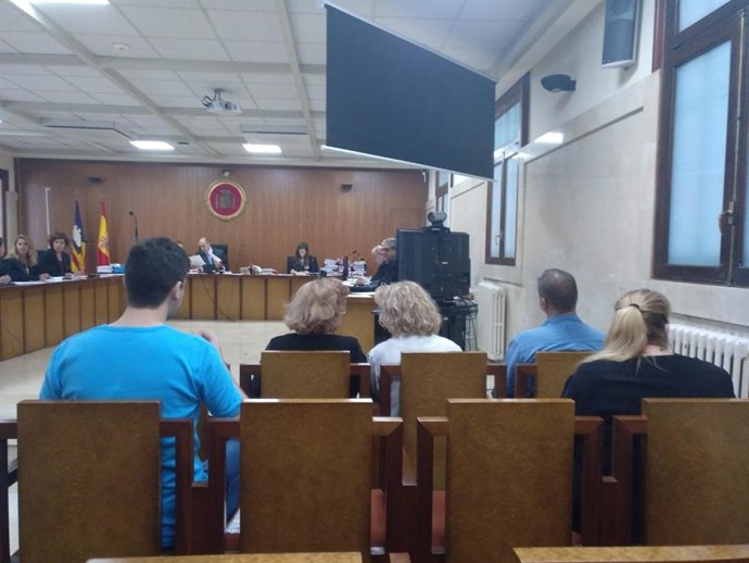 Juicio por estafa en Palma.