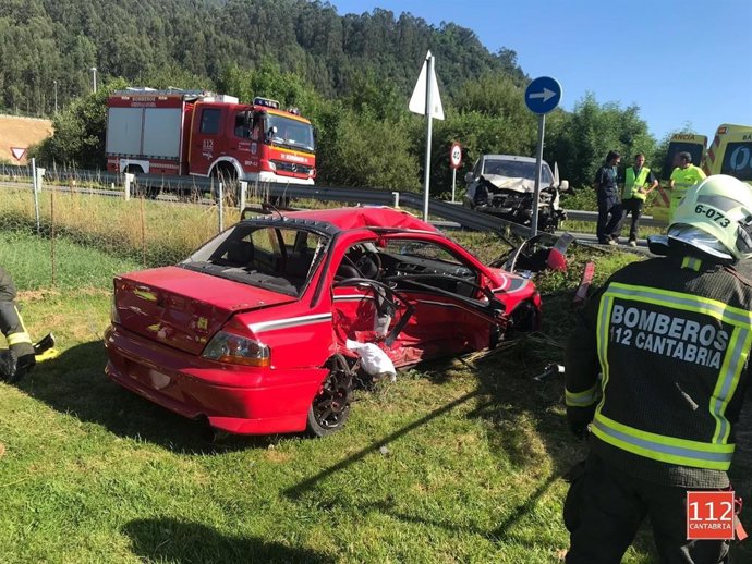 Vehículos implicados en la colisión en Barros