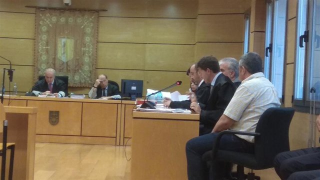 Juicio contra el acusado de matar al director de un banco de La Solana