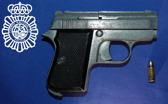 Arma de fuego intervenida en Salamanca.