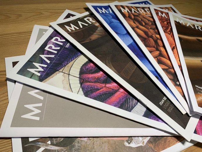 Ejemplares de la revista municipal 'Marratxí, terra de fang'.