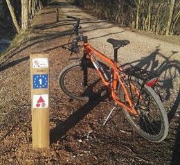 Una de las rutas señalizadas de la Junta.