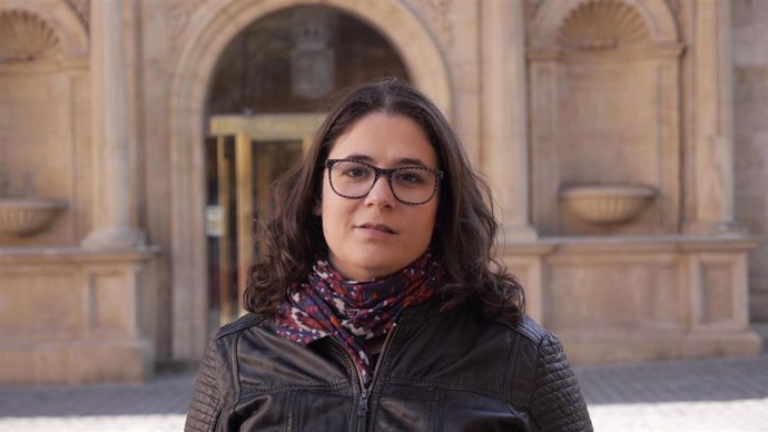 Raquel Romero, número 1 de Podemos al Gobierno riojano