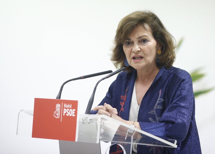 Acto en contra de la gestación subrogada '#NoSomosHornos' organizada por el PSOE-M en Alcorcón, Madrid