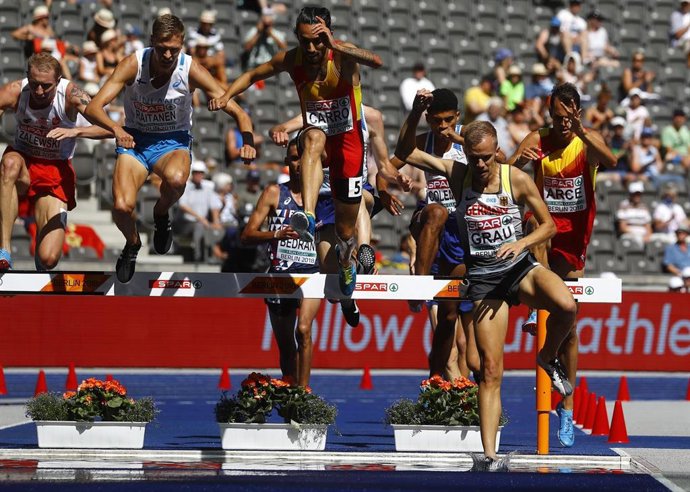 Fernando Carro rompe el récord de España de 3.000 obstáculos