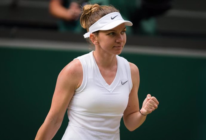 Simona Halep of Romania in action during her third-round match at the 2019 Wimbledon Championships Grand Slam Tennis Tournament against Victoria Azarenka of Belarus