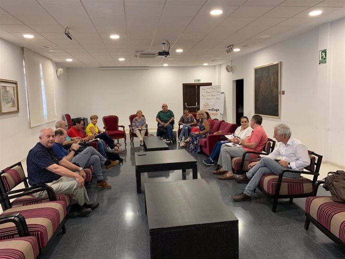 Miembros del Observatorio 2024 que vela por la sanidad pública de Málaga y por la construccion del tercer hospital en la capital.