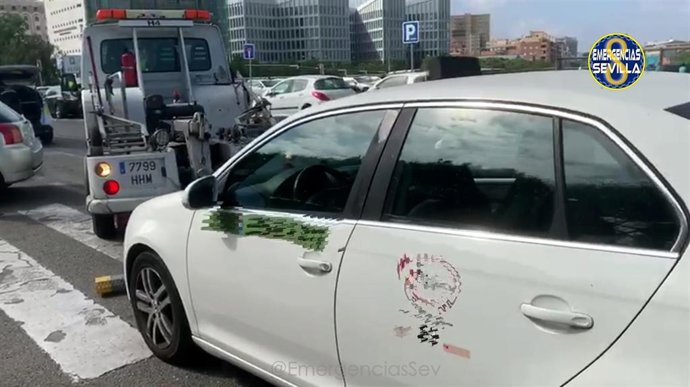 Taxi denunciado e inmovilizado.