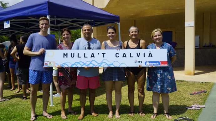 Imatge de la campany 'Mulla't' per l'esclerosis múltiple a Calvi.
