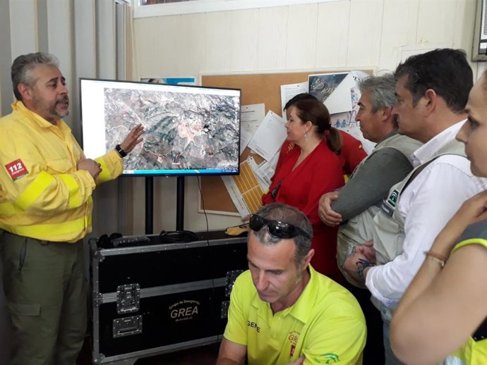 Incendios.- El Gobierno aplaude la labor de efectivos en Almería cuyo incendio e