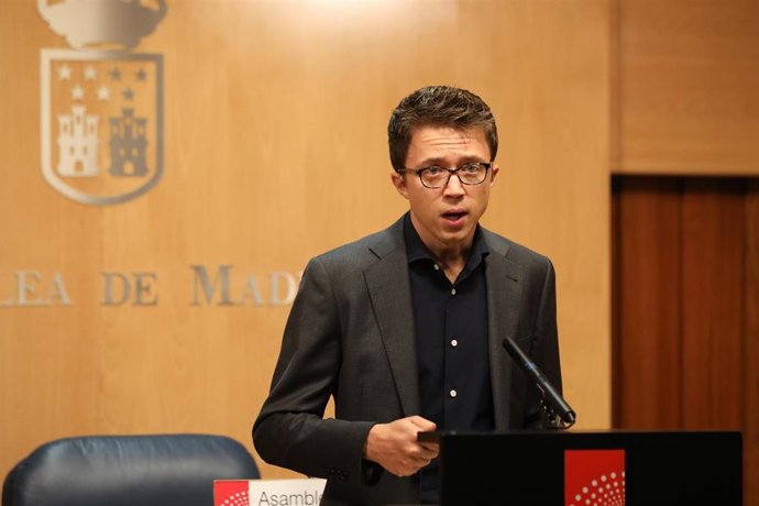 Imagen de archivo del portavoz de Más Madrid en la Asamblea de Madrid, Íñigo Errejón, tras la reunión de la primera Junta de Portavoces en la Asamblea de Madrid.