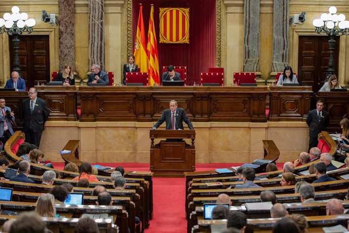El president de la Generalitat, Quim Torra, interviene ante el pleno en una imagen de archivo. 