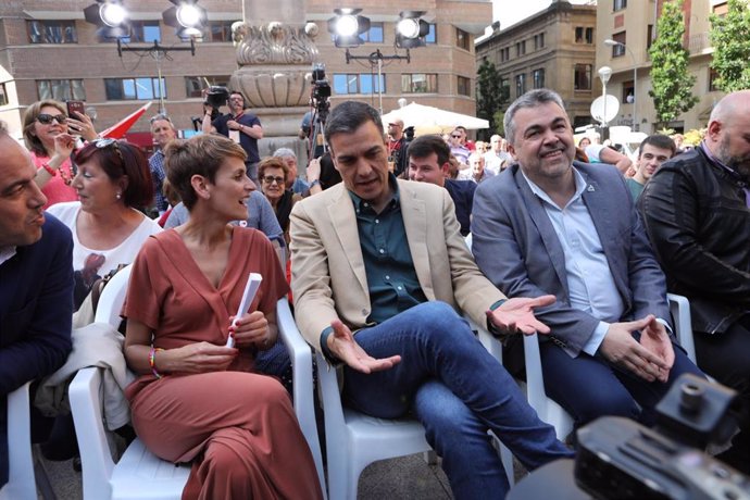 Pedro Sánchez y María Chivite en un acto político del PSOE en Pamplona