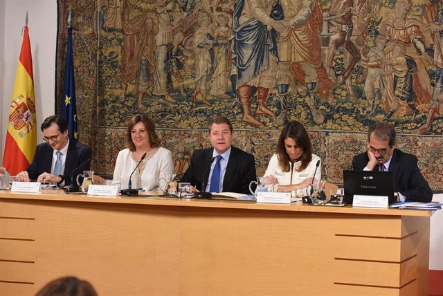 Presentación del estudio económico de CaixaBank sobre C-LM.