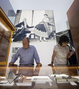 La Alhambra ofrece visitas guiadas a la muestra 'El sombrero de tres picos'