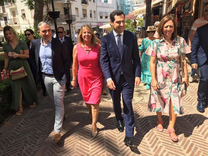 Elías Bendodo, Ángeles Muñoz, Juanma Moreno y Patricia Navarro