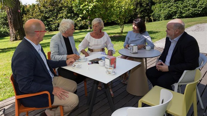 Angel Cuevas y Marina Lombó