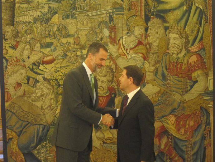 El Rey Felipe VI recibe en audiencia a Emiliano García-Page