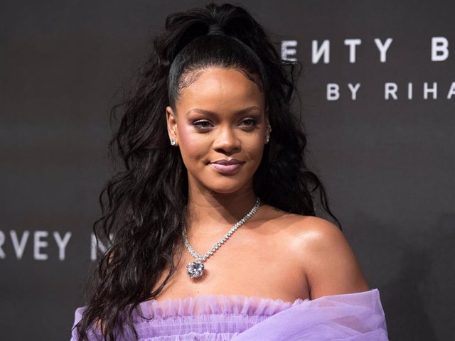 Rihanna está centrada en diversos proyectos, entre los que destaca el lanzamiento de su nuevo disco