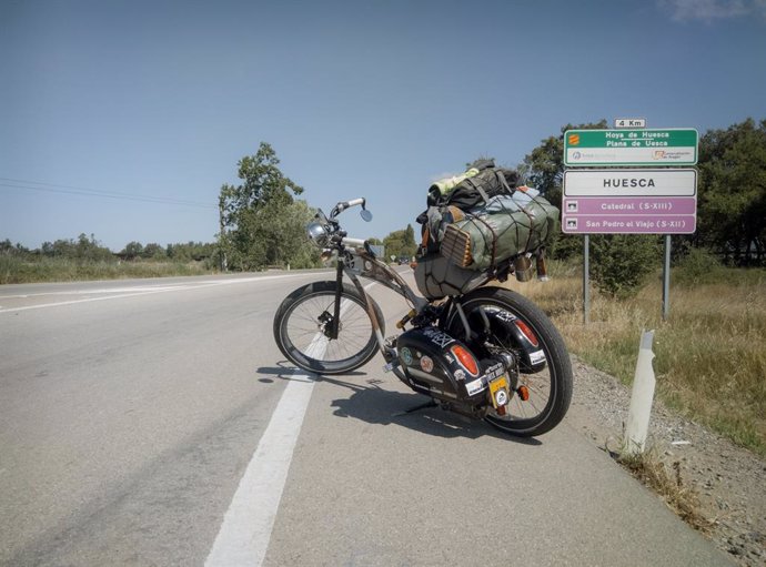 Bicicleta de Ignacio Luque, paciente con hidrosadenitis supurativa, que ha recorrido 5.000 km en bicicleta para concienciar sobre la enfermedad