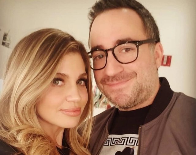 Daniele Fishel y su marido Jensen Karp en una foto subida a Instagram por la actriz