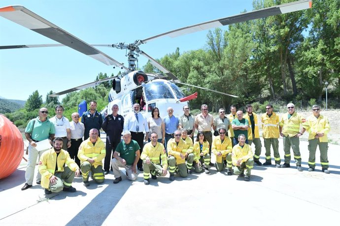 Granada.- La Junta resalta "el compromiso" del personal técnico que lucha contra