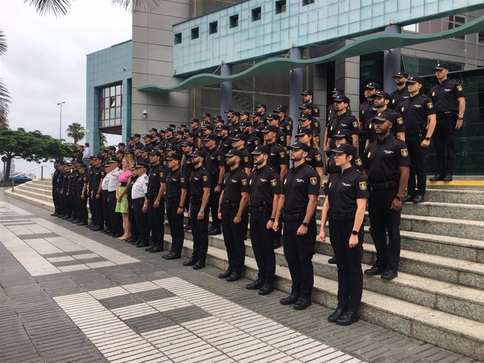 Nuevos agentes de la Policia Nacional que inician su periodo de prácticas en Canarias