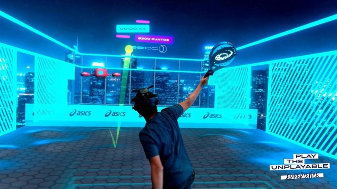 Experiencia inmersiva de pádel de ASICS