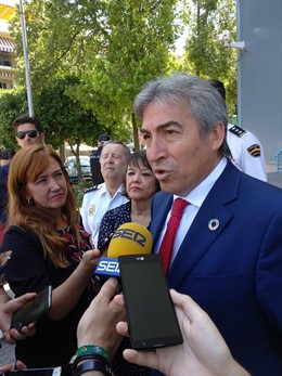 El delegado del Gobierno de España en Andalucía, Lucrecio Fernández