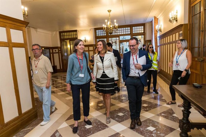 La consejera de Presidencia, Paula Fernández, en la UIMP