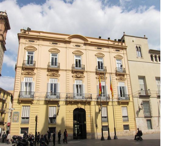 Fachada de la Diputación de Valencia