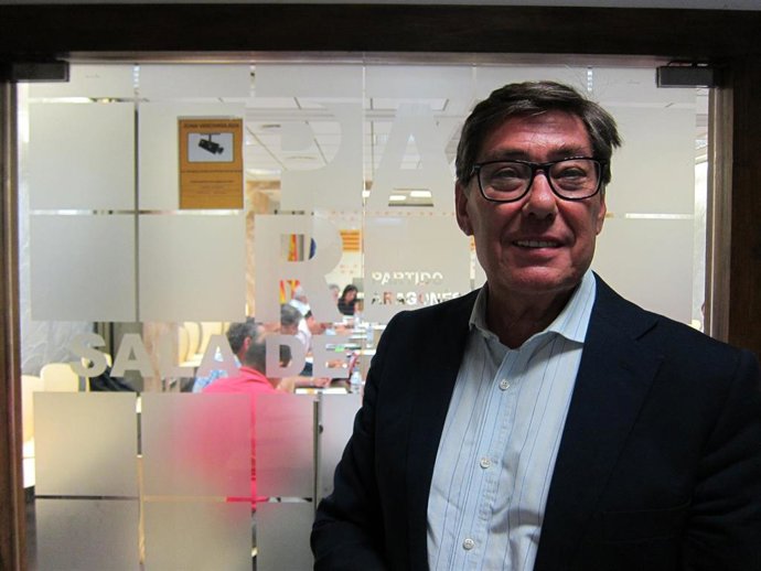 El Presidente Del PAR, Arturo Aliaga.    