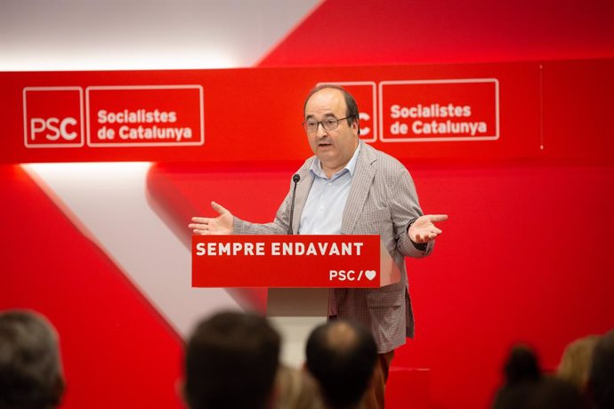 ARXIVO / El primer secretari del PSC, Miquel Iceta, intervé en la clausura de l'escola d'estiu del PSC a la Seu del PSC de Barcelona .