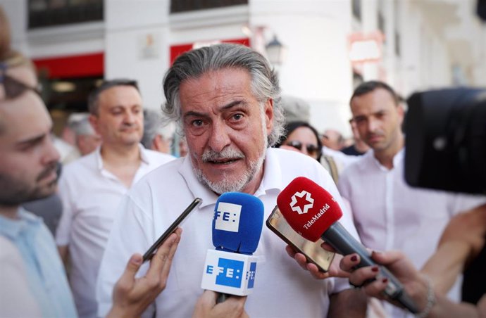 Pepu Hernández (PSOE) en la manifestación a favor de Madrid Central en Madrid