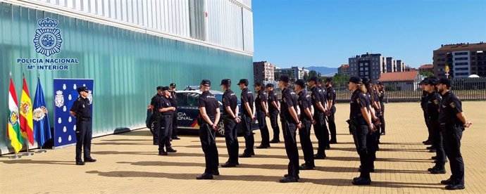 Los nuevos agentes que han llegado a la Comisaría de la Policía Nacional de Logroño