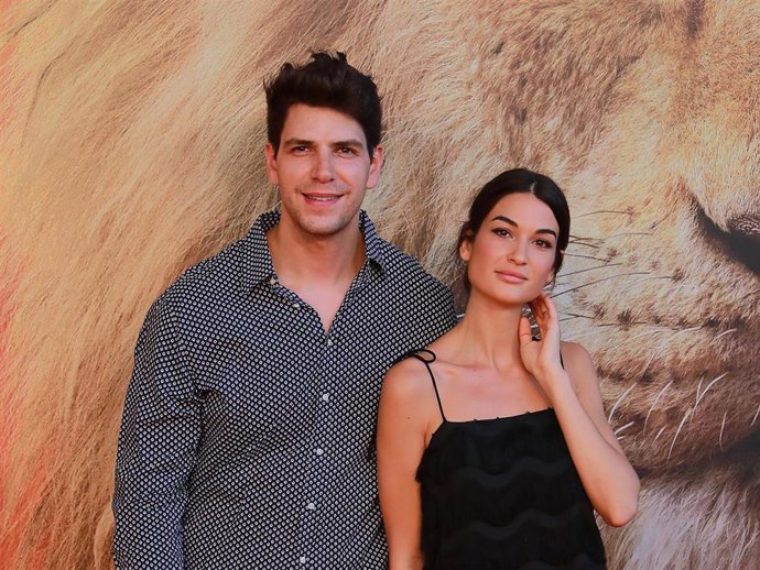Diego Matamoros y Estela en la premiere de 'El Rey León'